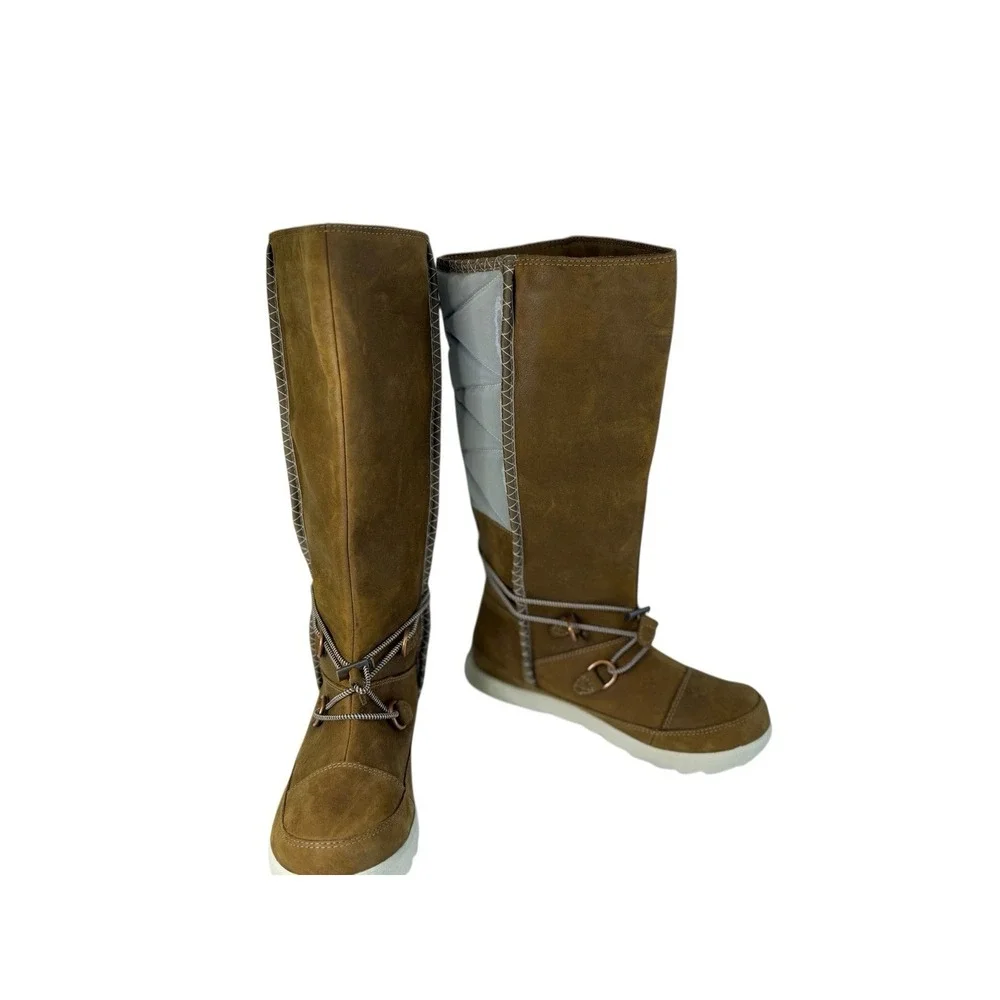 The North Face Sisque Waterproof Tall Brown/Ivory Boot Women's‎ Size 7 No Box